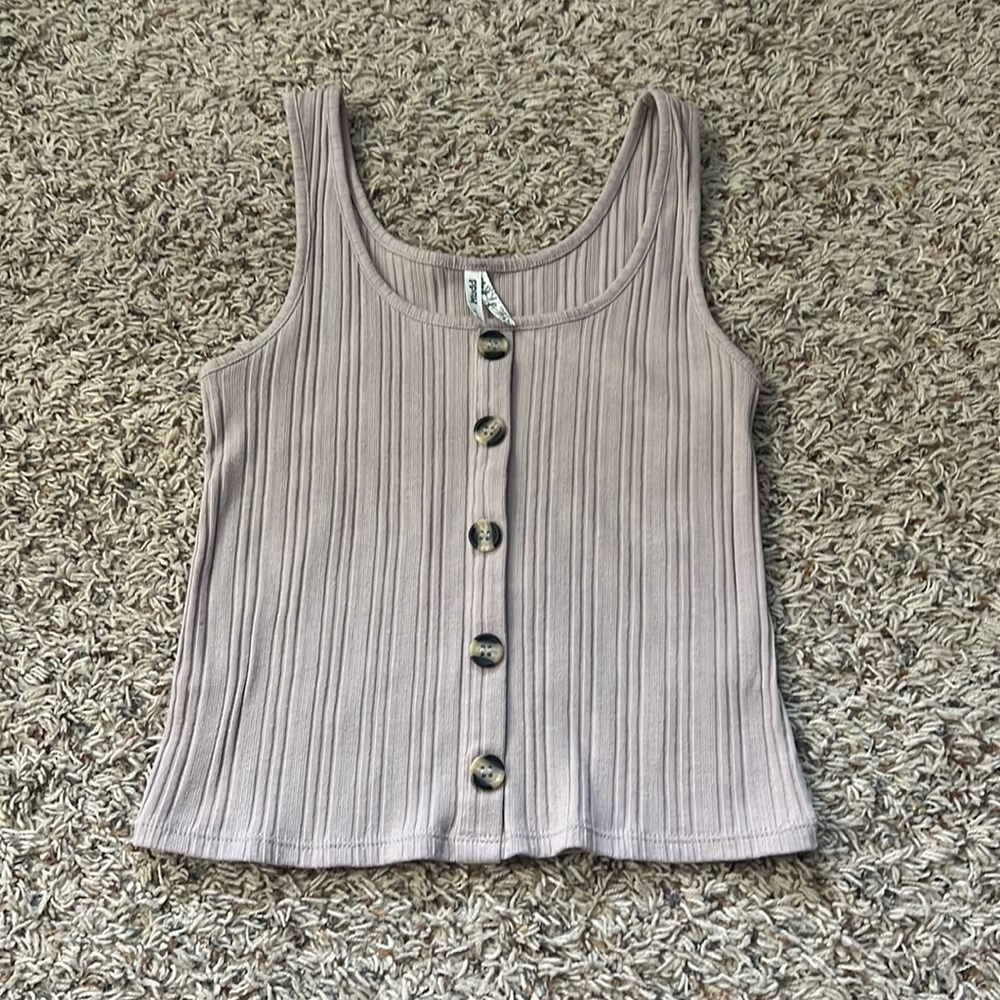 Light pink tank top with buttons. Size small